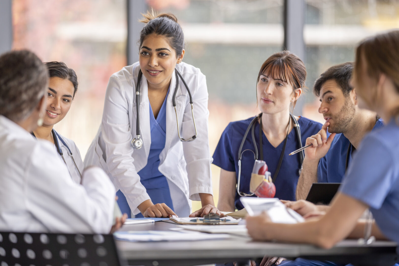 Physician Compensation Trends: Sign-On Bonuses and Top Technology